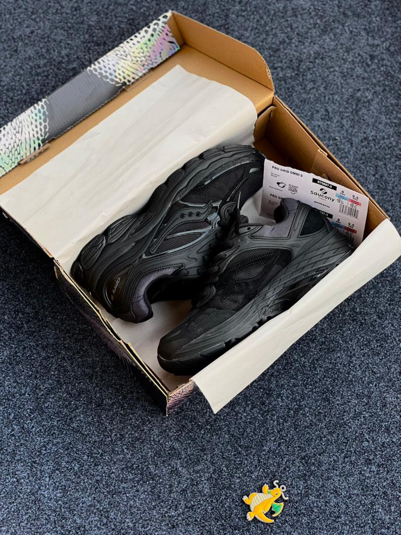 Saucony OMN9