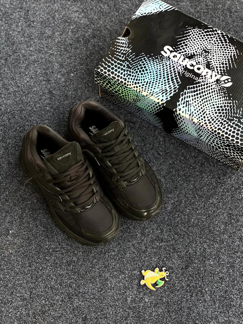 Saucony OMN9